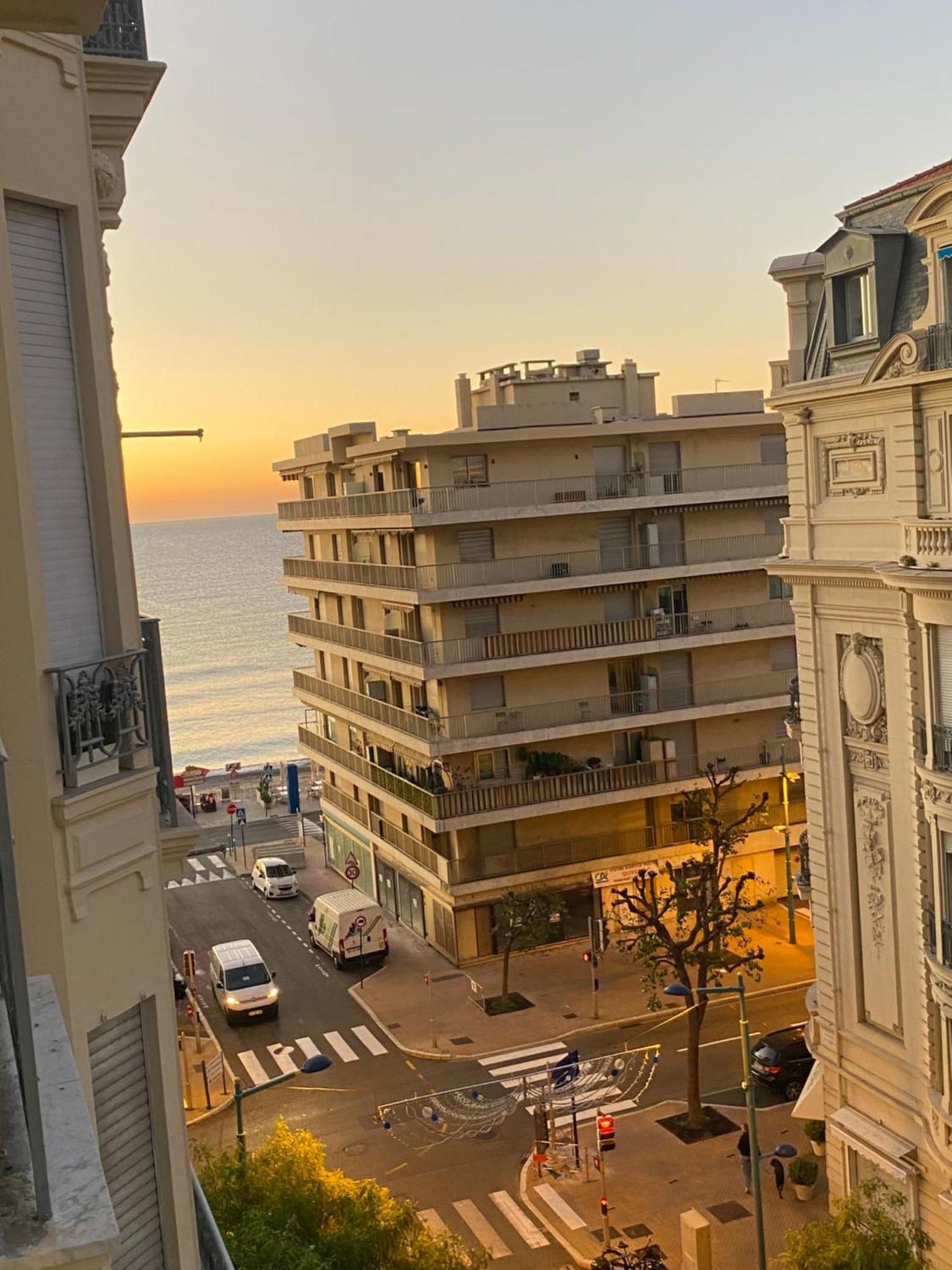 Les Fleurs Astoria Appartamento